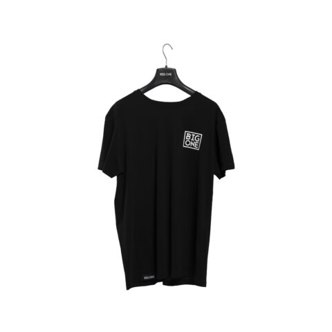 La Big One T-Shirt “BASIC” – Regular Fit è una maglietta realizzata in leggero e morbido cotone, il logo Big One è serigrafato.