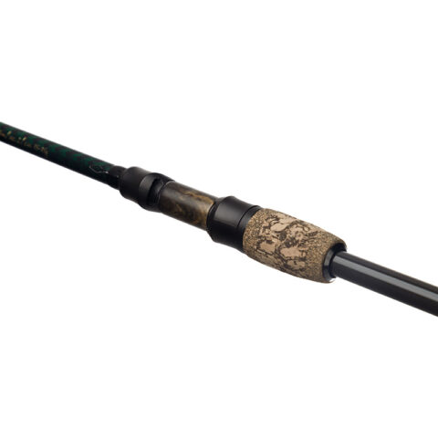 La Mikado Rod - Katsudo Heavy Hunter Spin è una canna da spinning progettata specificatamente per la pesca a prede di taglia grande in acque dolci.