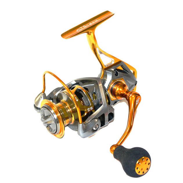 Teben GTS Metal Version è una scelta versatile per i pescatori che cercano un mulinello affidabile adatto a una vasta gamma di tecniche di pesca.